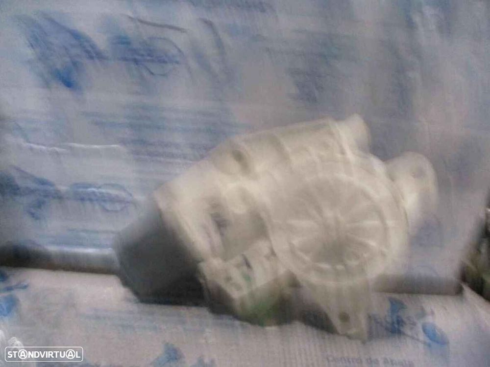 Motor Elevador Vidro A2518200942 MERCEDES ML W164 2005 320CDI 4X4 V6 24V 225CV  5P CINZENTO TE - 2