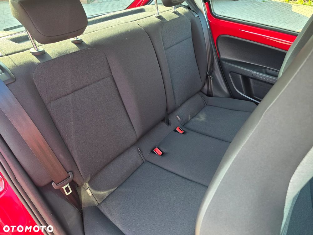 Volkswagen up! - 14