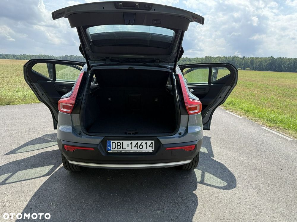 Volvo XC 40 D4 AWD Momentum Pro - 20