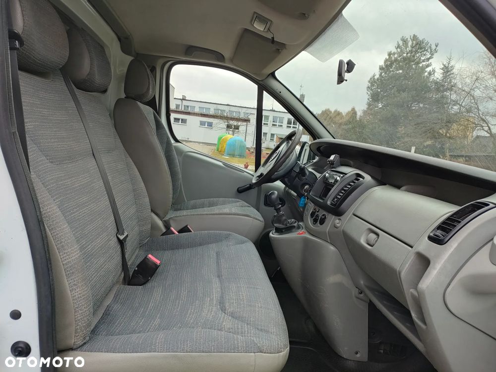 Opel Vivaro - 15