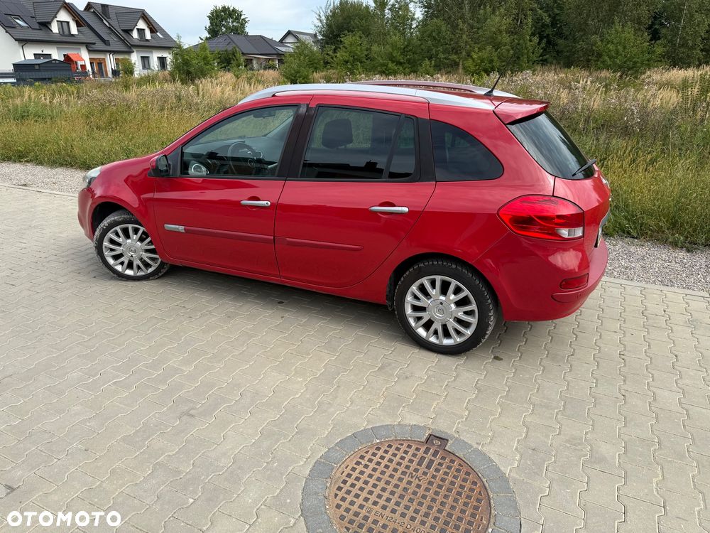 Renault Clio - 10