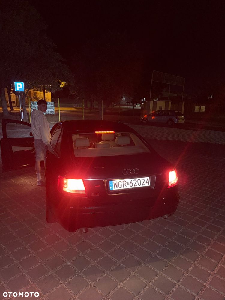 Audi A6 2004 photo 2