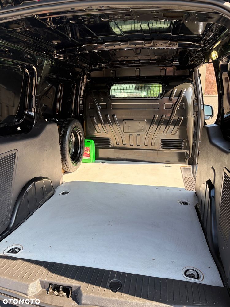 Ford Connect - 10