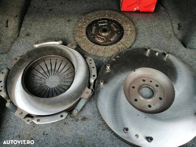 NISSAN L35-09 MOTOR 4.0 KIT AMBREIAJ EBRO B4.40 B440 DISC PLACA VOLANTA PIESE - 1