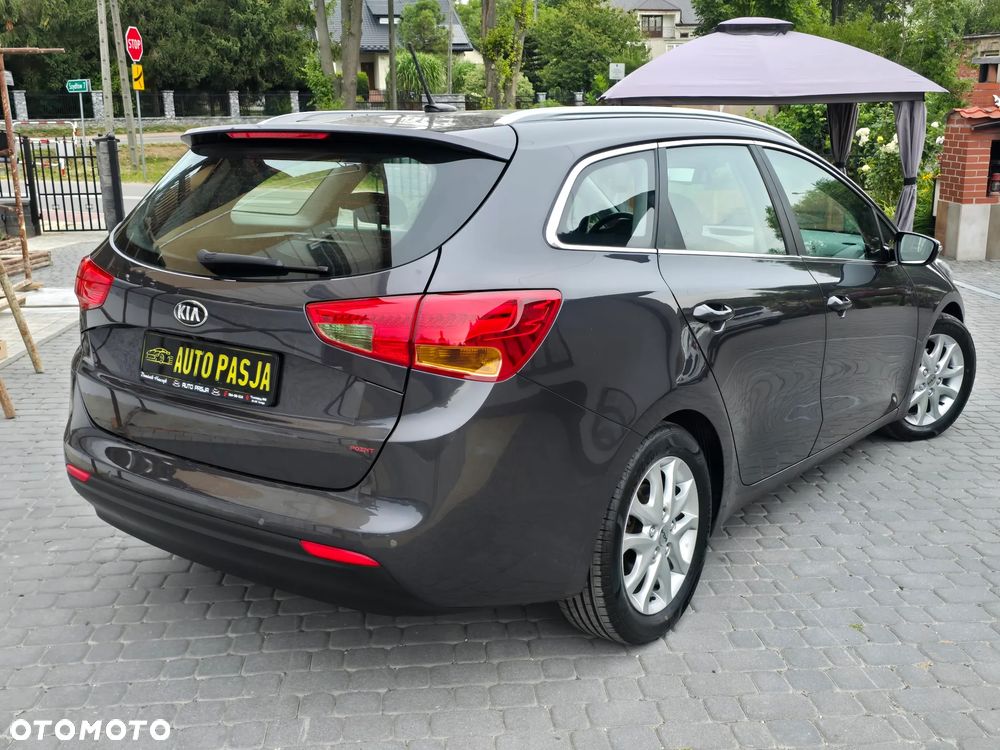 Kia Ceed 1.6 GDI Vision - 11