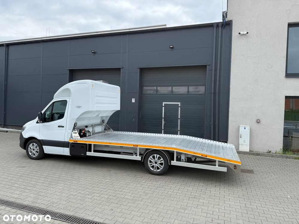 Mercedes-Benz Sprinter - 29