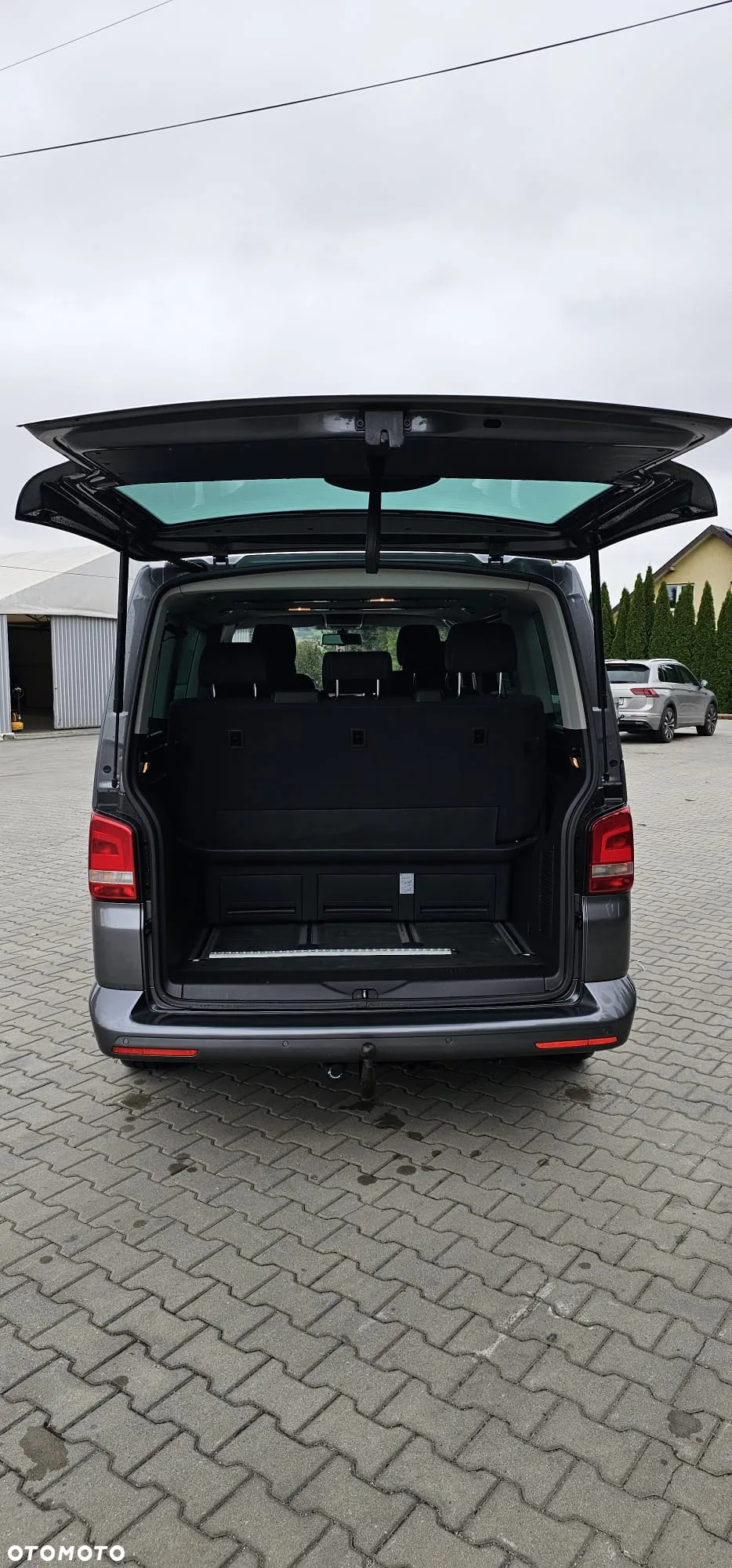 Volkswagen Multivan - 6