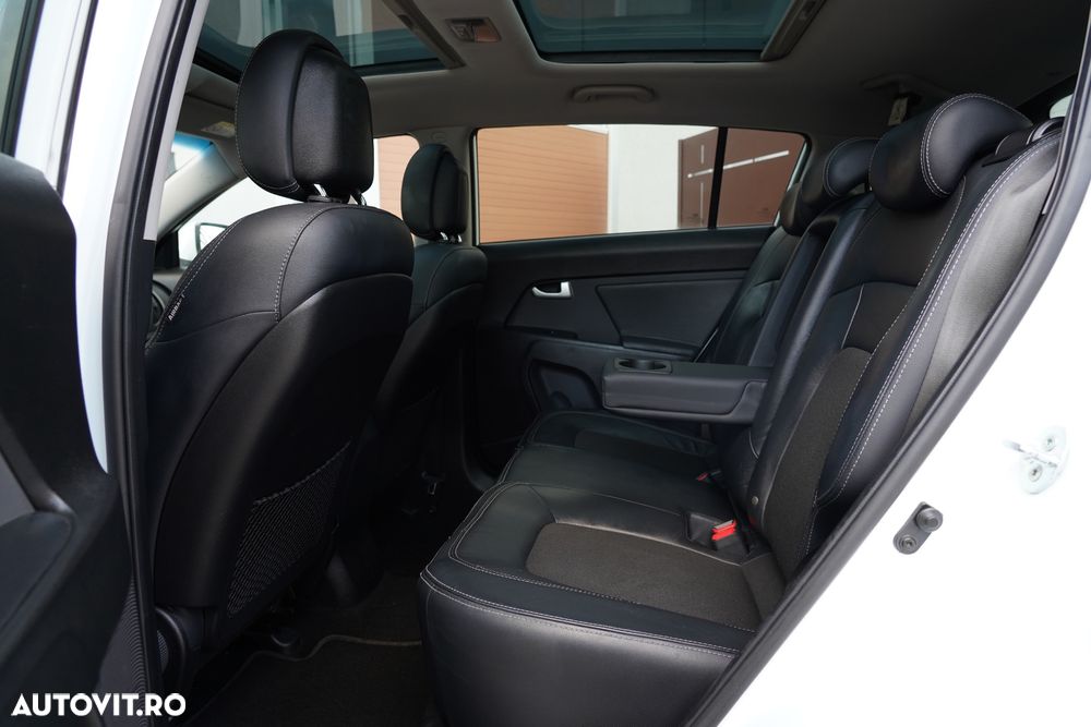 Kia Sportage 2,0 CRDI AWD Aut. Platinum - 16