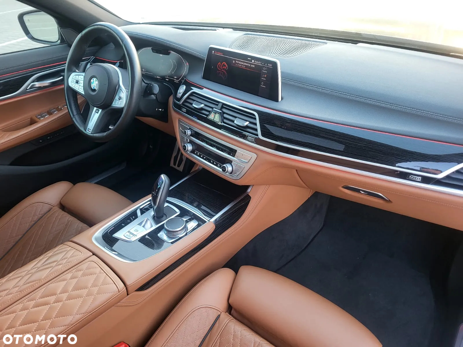 BMW Seria 7 750Li xDrive - 11
