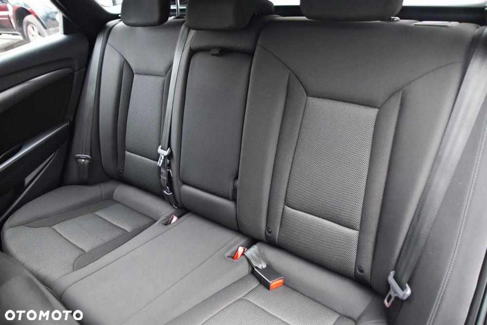 Hyundai i40 i40cw 1.7 CRDi Fifa World Cup Edition - 9