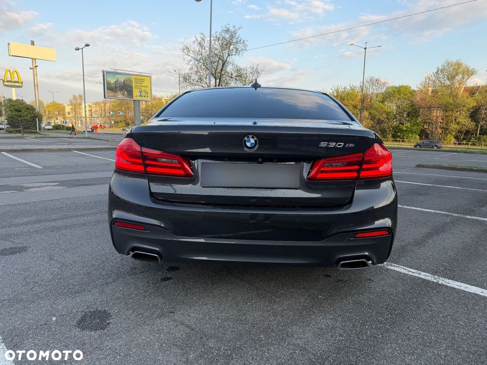 BMW Seria 5 530i M Sport Edition - 6