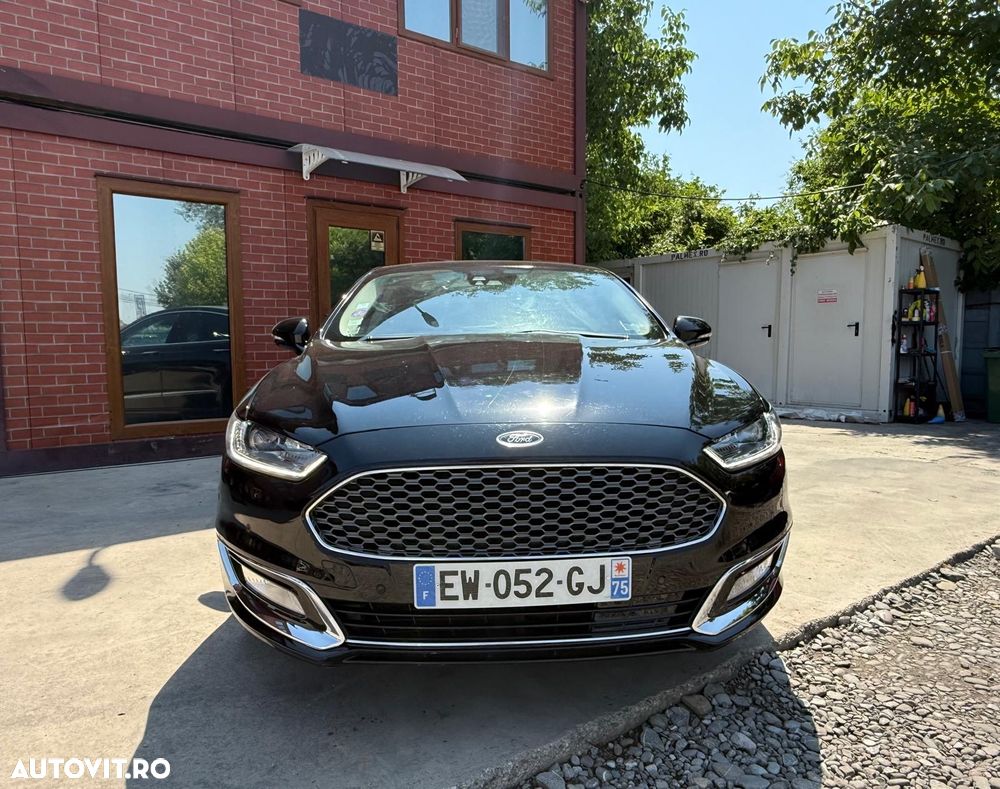 Ford Mondeo Vignale 2.0 Hybrid - 28
