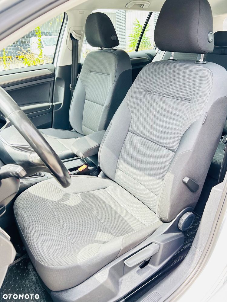 Volkswagen Golf VII 1.6 TDI BlueMotion Trendline - 9