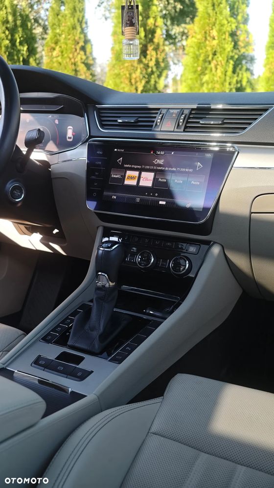 Skoda Superb 2.0 TDI 4x4 L&K DSG - 18
