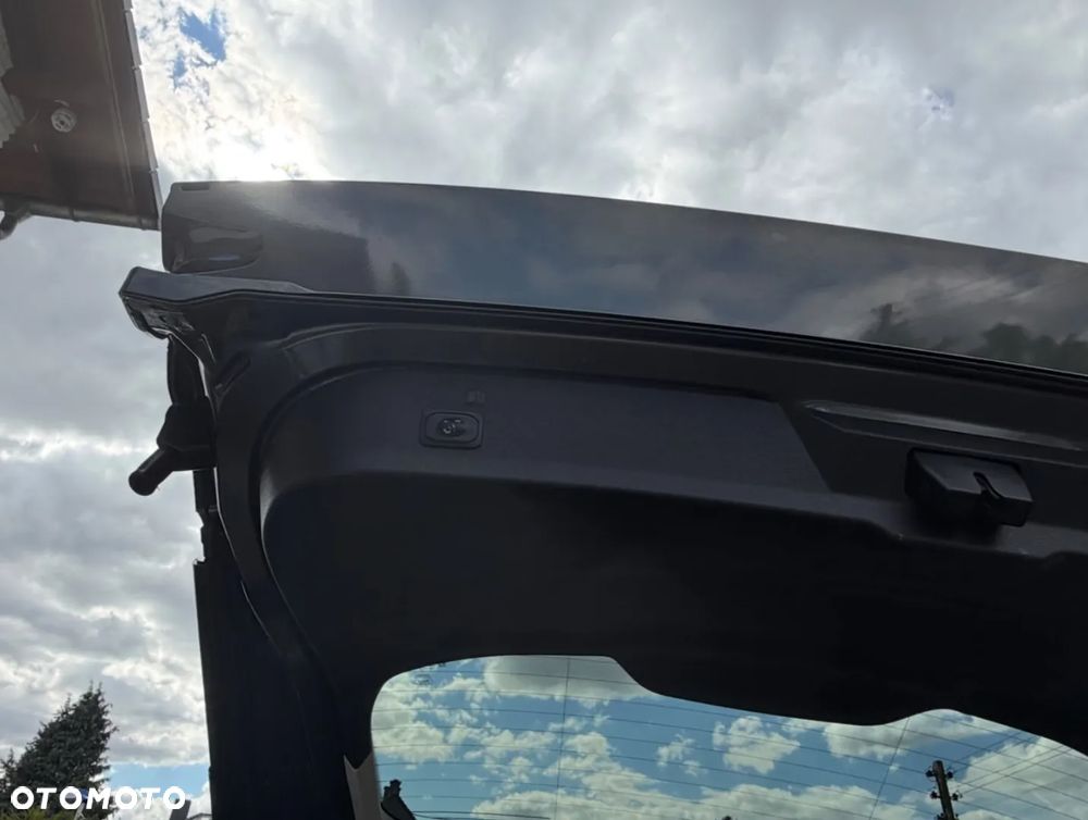 Ford Kuga 2.0 TDCi 4x2 Titanium - 24