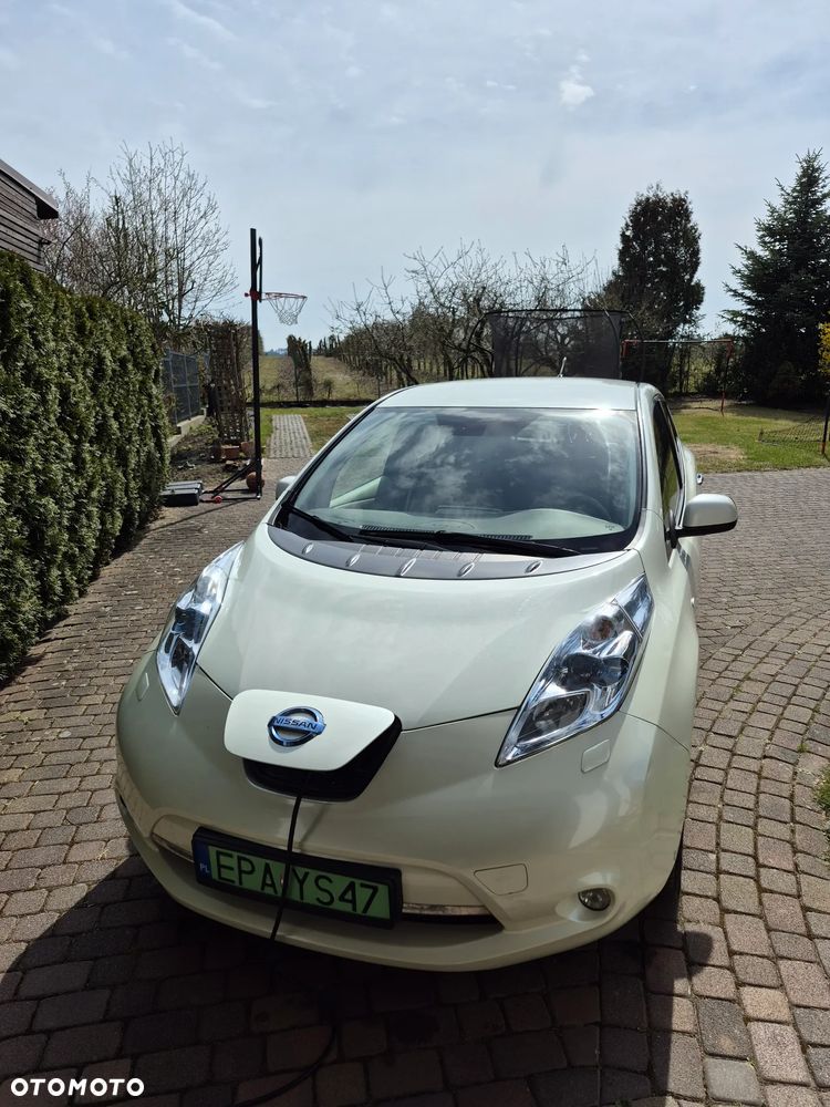 Nissan Leaf 24 kWh (mit Batterie) Tekna - 3