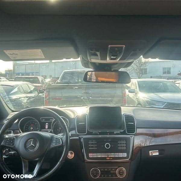 Mercedes-Benz GLS 400 4Matic 9G-TRONIC Exclusive - 24