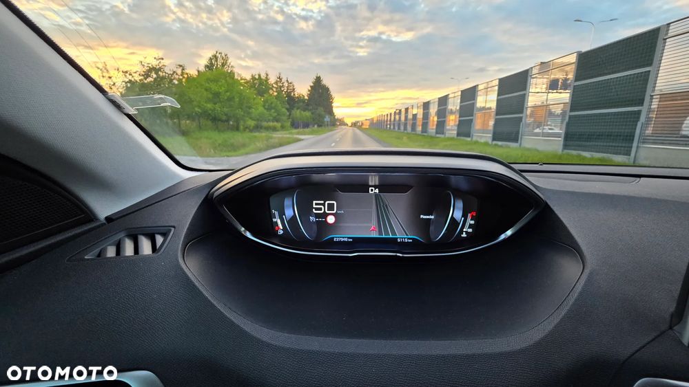Peugeot 3008 BlueHDi 180 Stop & Start EAT8 Crossway - 24