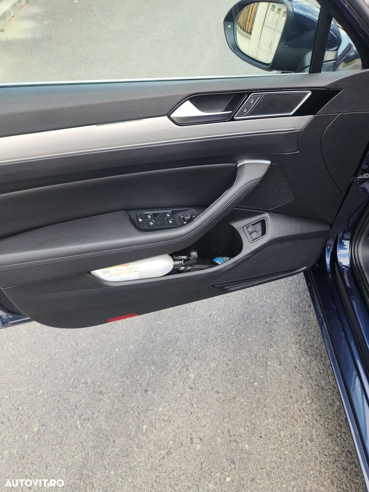 Volkswagen Passat - 18