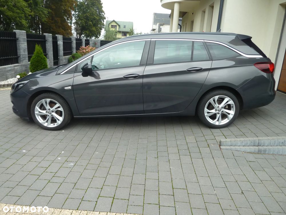 Opel Astra 1.4 Turbo Innovation - 1
