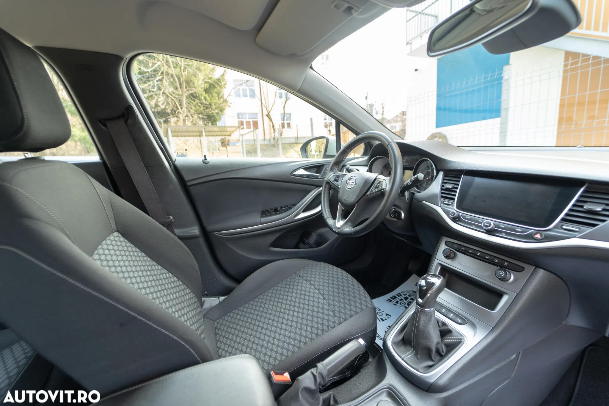 Opel Astra 1.6 CDTI ECOTEC Dynamic - 8