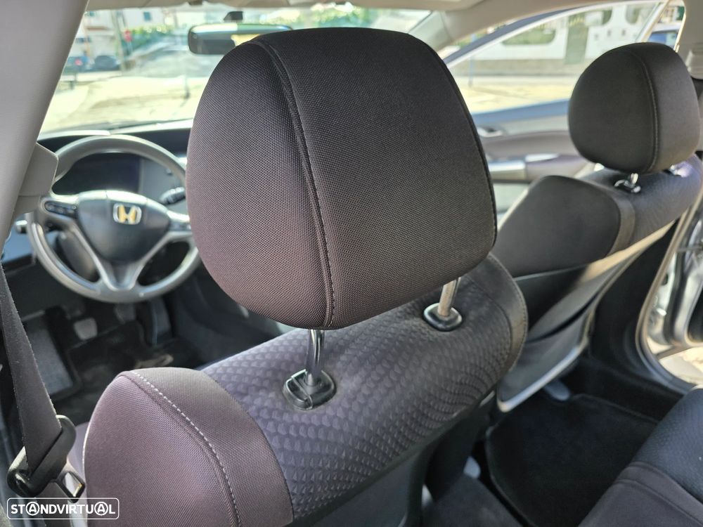 Honda Civic 1.4 i-VTEC Elegance - 18