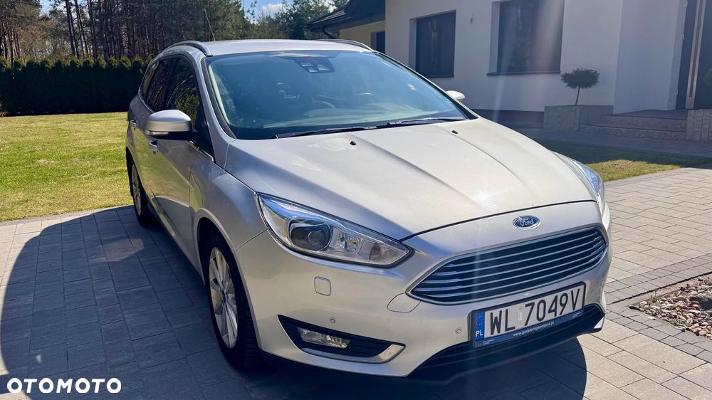 Ford Focus 1.5 EcoBoost Titanium ASS - 6
