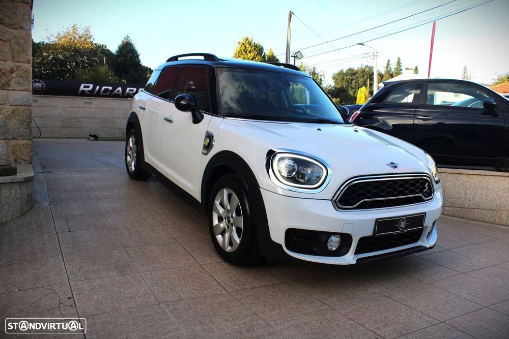 MINI Countryman Cooper SE ALL4 Auto - 4