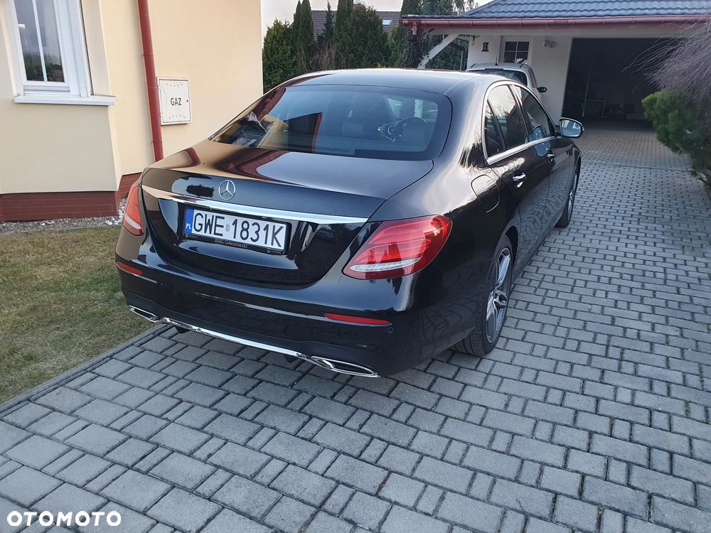 Mercedes-Benz Klasa E 220 d 9G-TRONIC AMG Line - 20