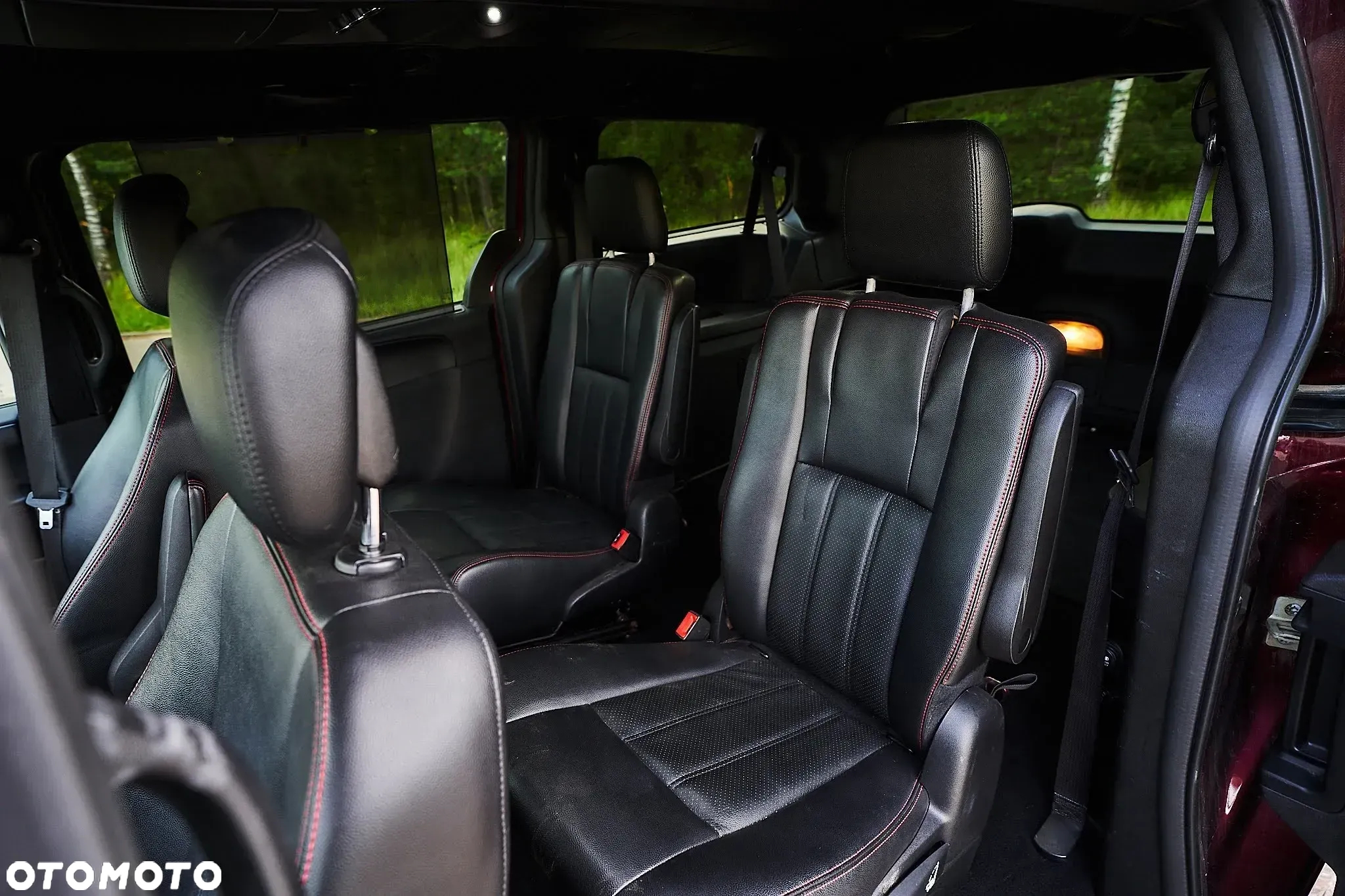 Dodge Grand Caravan - 17