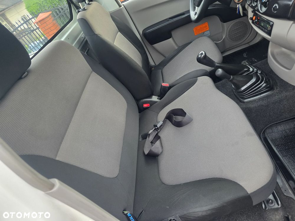Mitsubishi L200 2.5 DID SC Inform 3os - 15