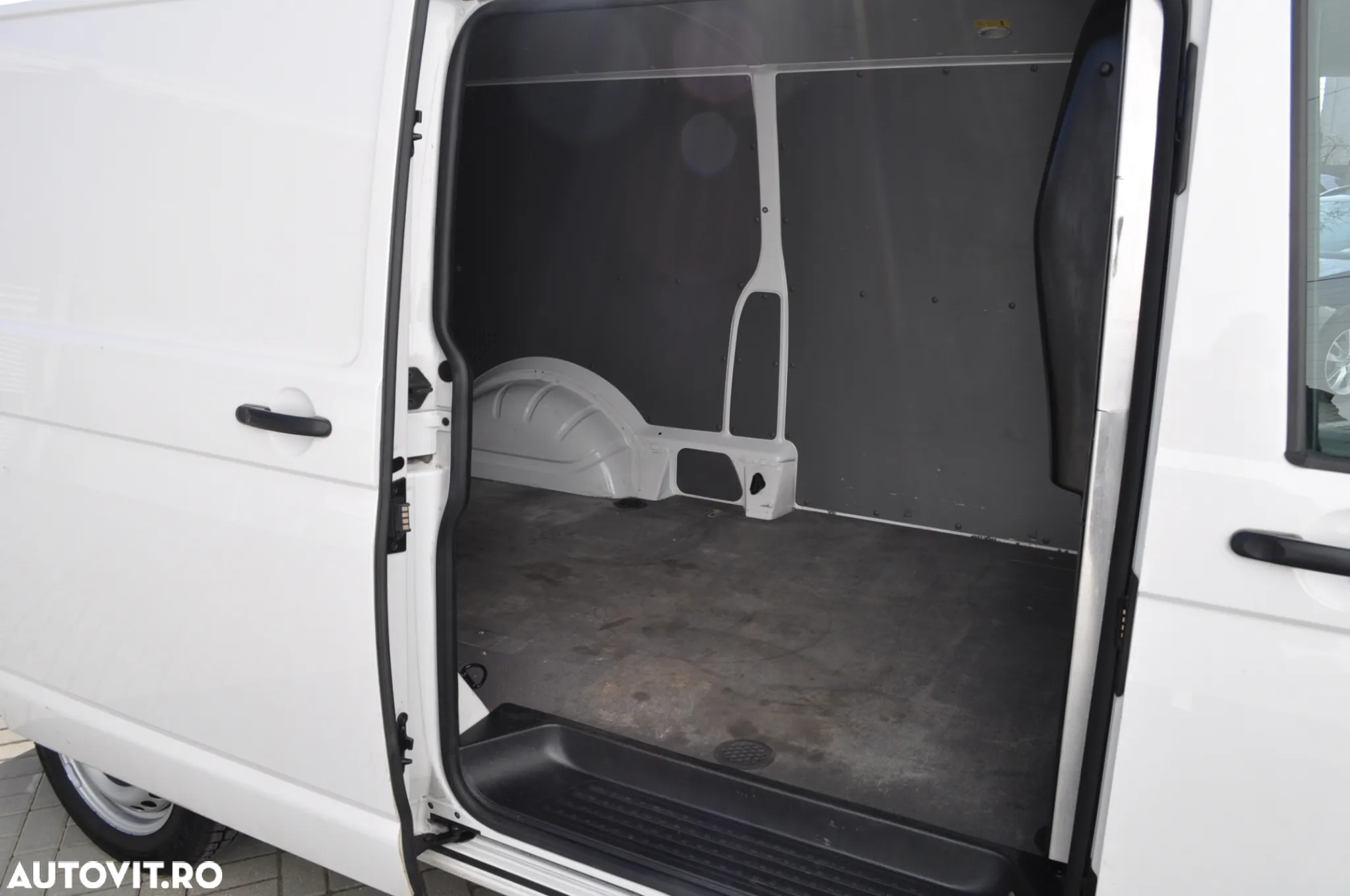 Volkswagen Transporter L-TW TDI Kurz - 18