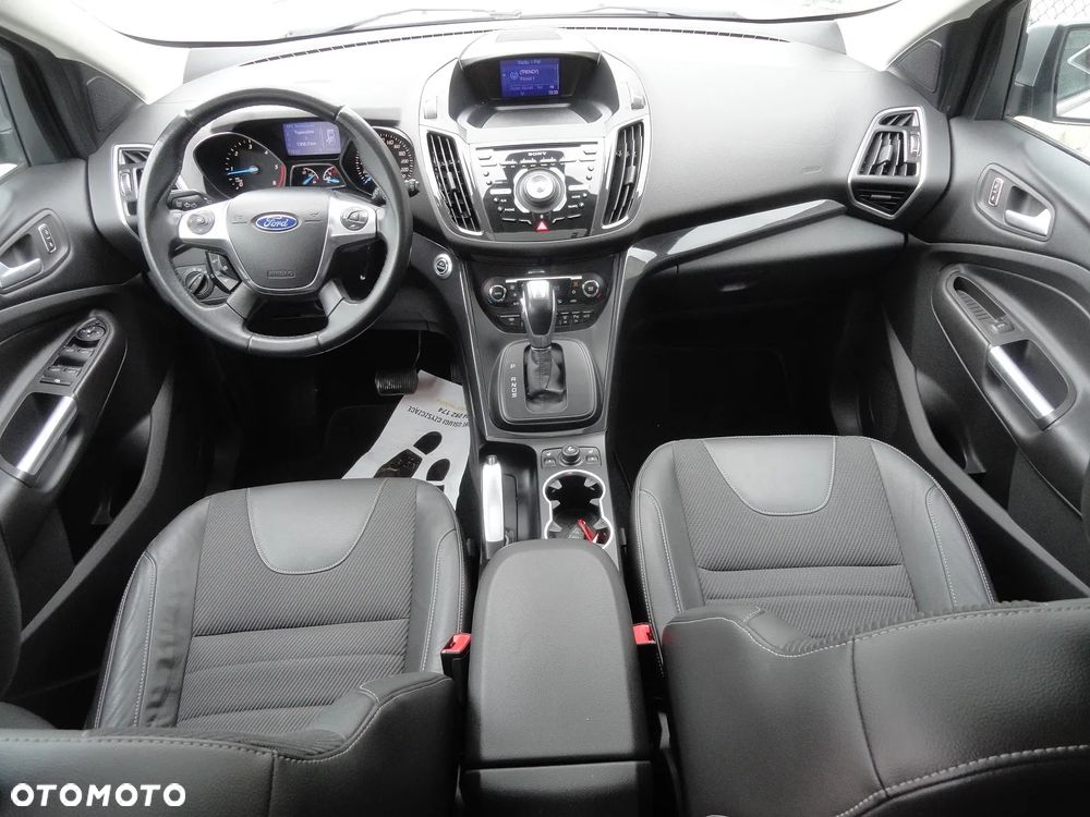 Ford Kuga 2.0 TDCi 4x4 Titanium - 14