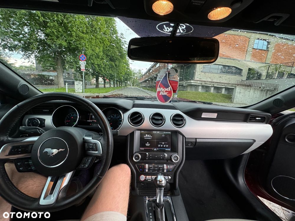 Ford Mustang 5.0 V8 GT - 11