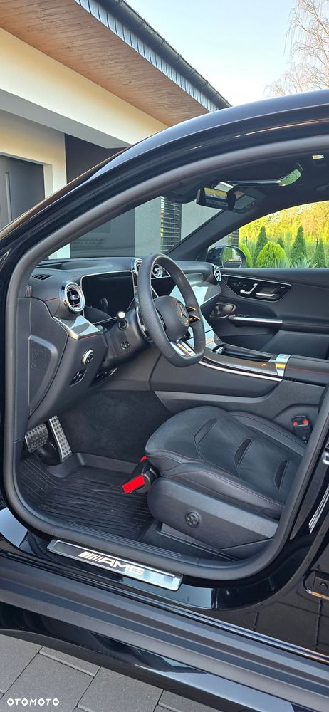 Mercedes-Benz GLC - 34