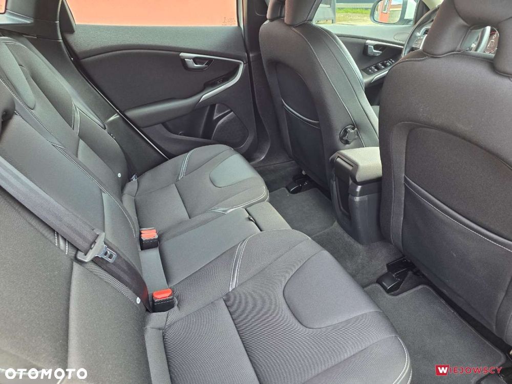 Volvo V40 - 17
