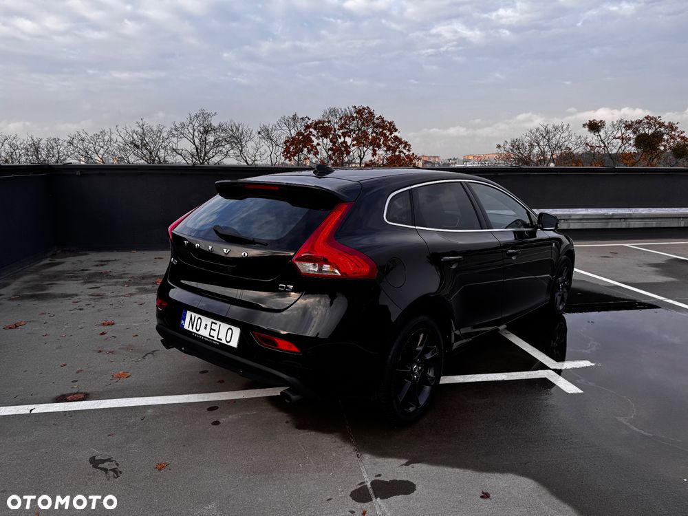 Volvo V40 D3 Drive-E Ocean Race - 4