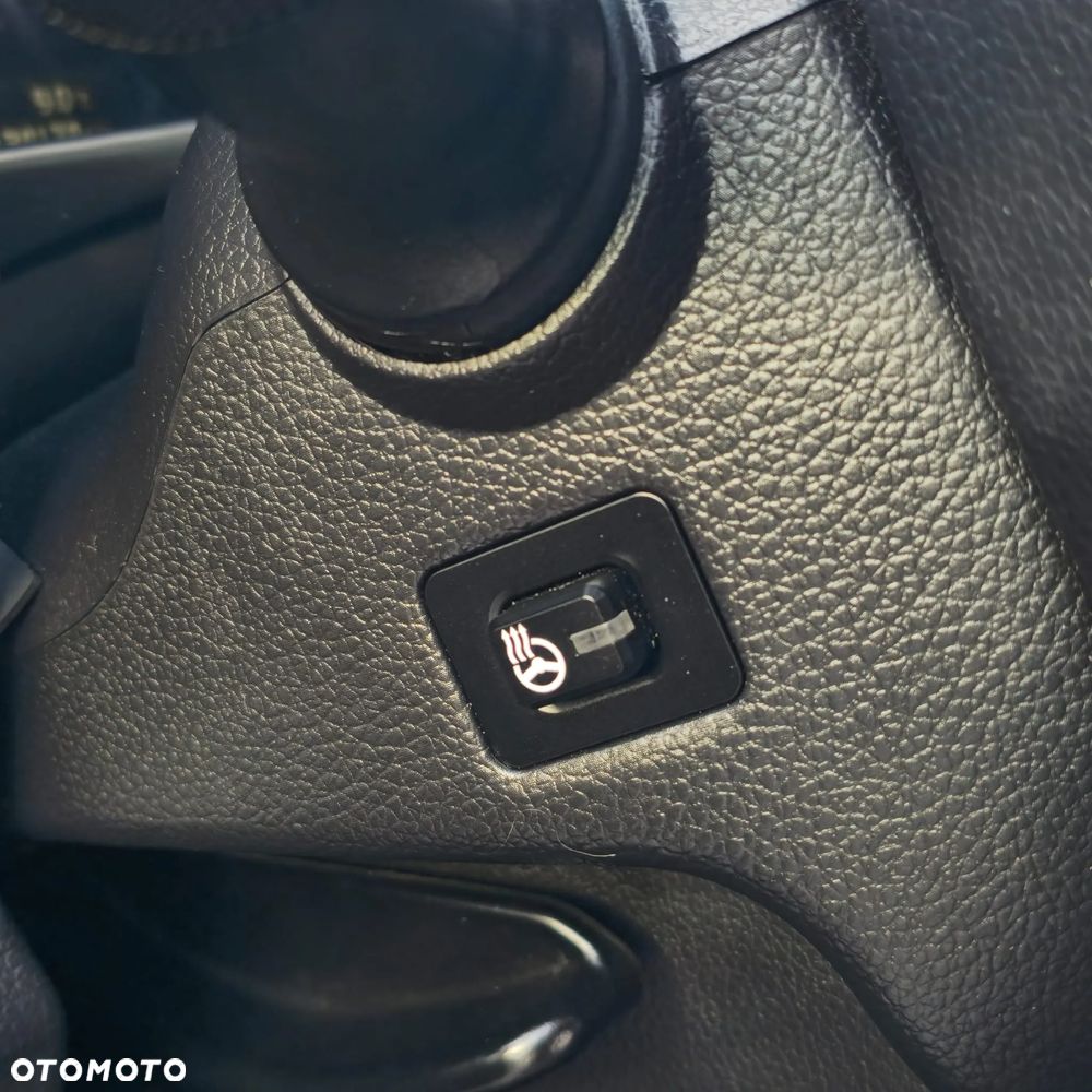 Kia Sportage 1.6 GDI Business Line L 2WD - 35