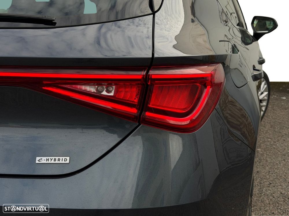 SEAT Leon 1.4 e-Hybrid Xcellence DSG - 38