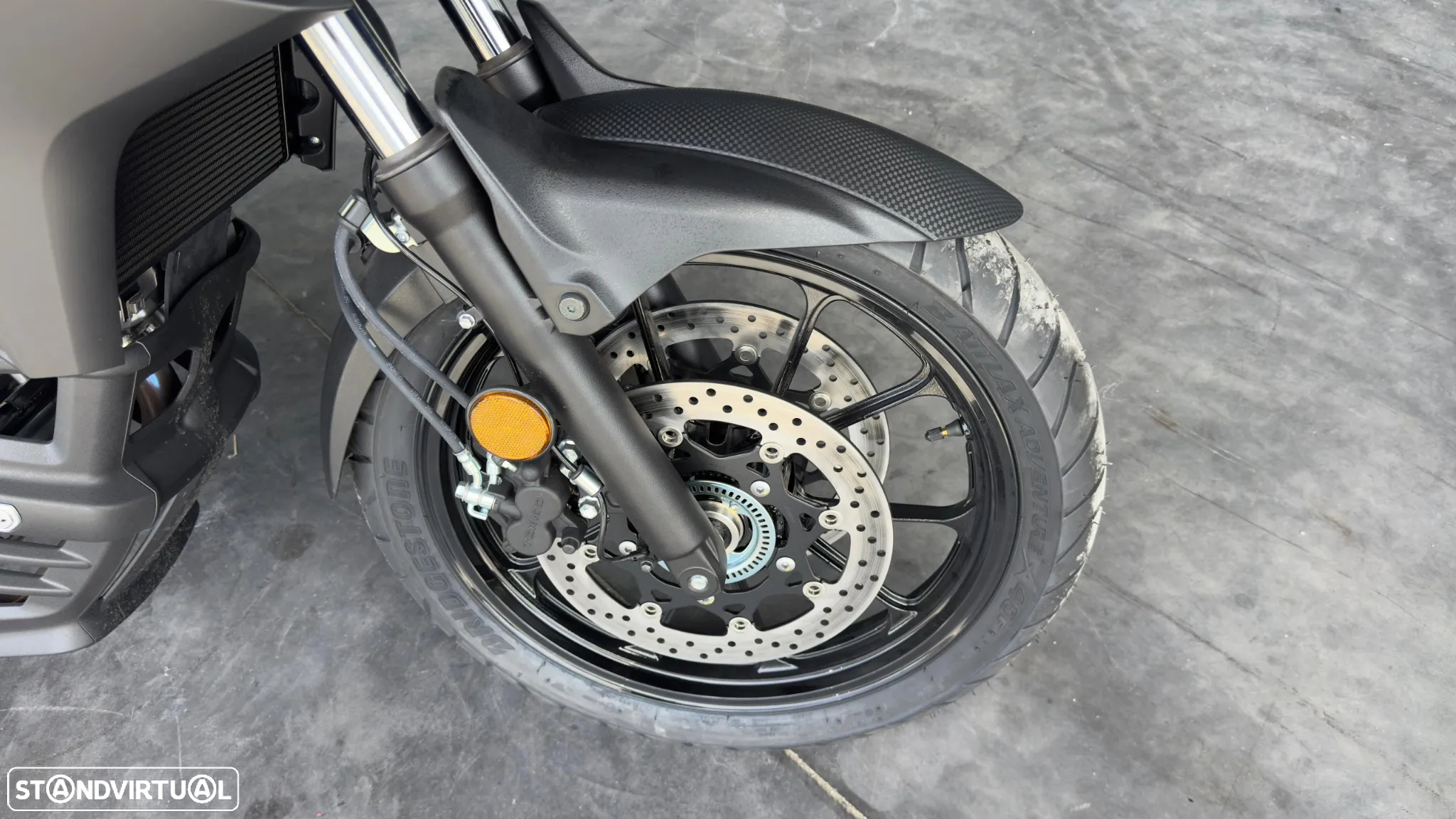 Suzuki DL V-STROM 650 - 12