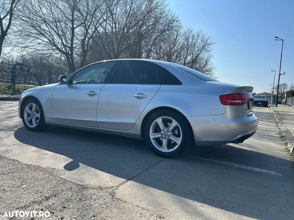 Audi A4 2.0 TDI DPF multitronic Attraction - 6