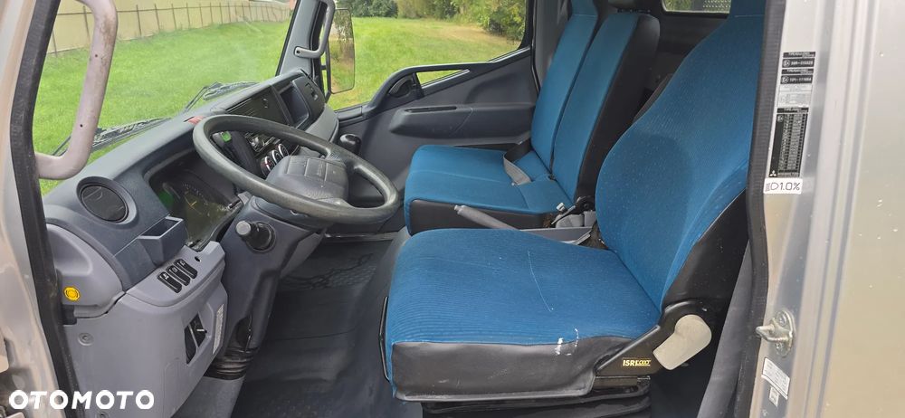 Mitsubishi Fuso - 7