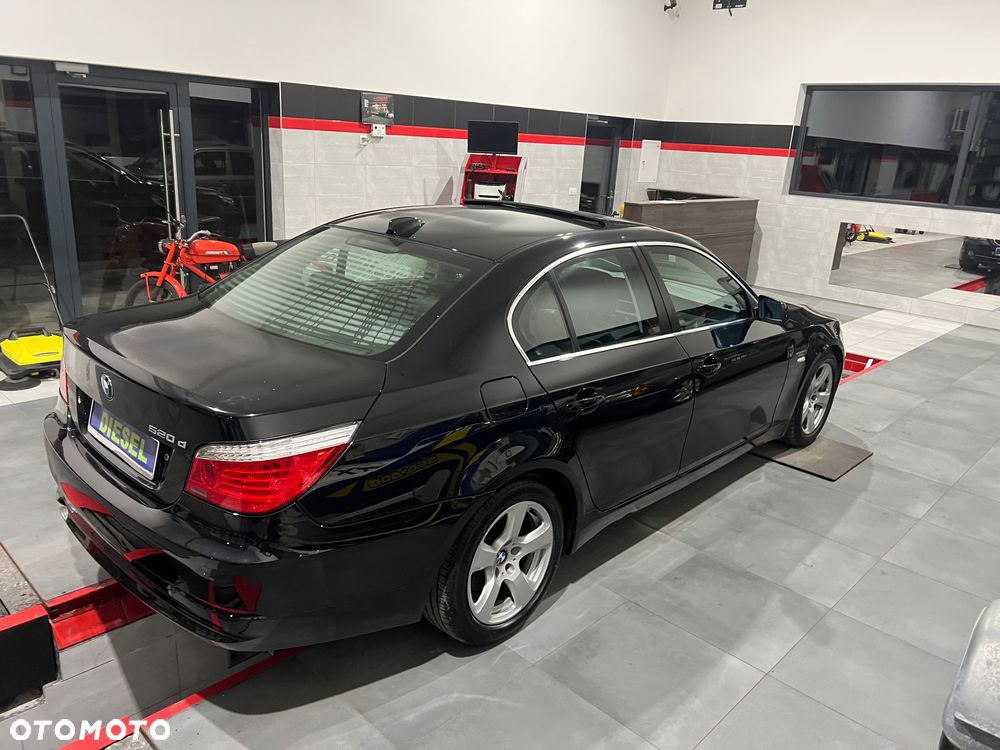 BMW Seria 5 520d Edition Fleet Sport - 10