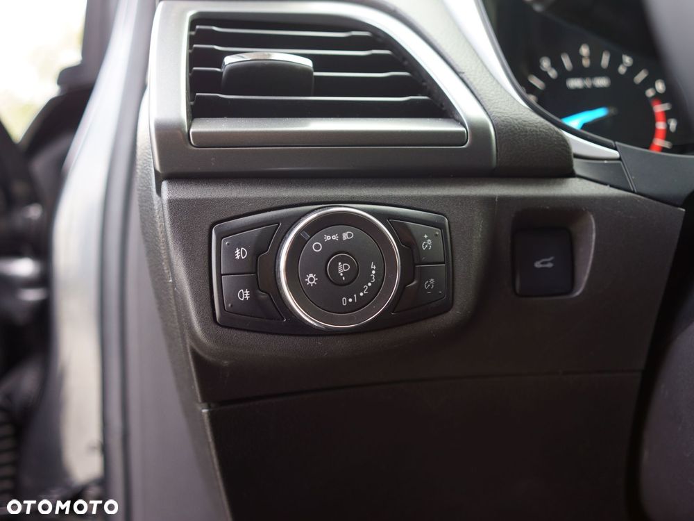 Ford Mondeo 1.5 EcoBoost Titanium - 35