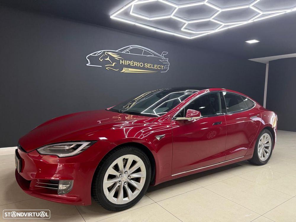 Tesla Model S 75D - 33