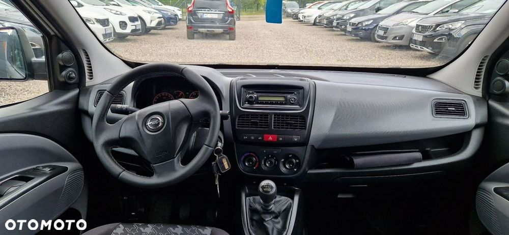 Opel Combo - 31