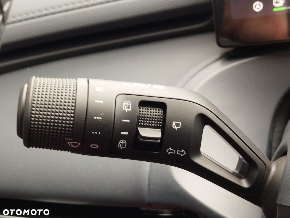 Geely Starray EM-i 1.5 PHEV Max - 24