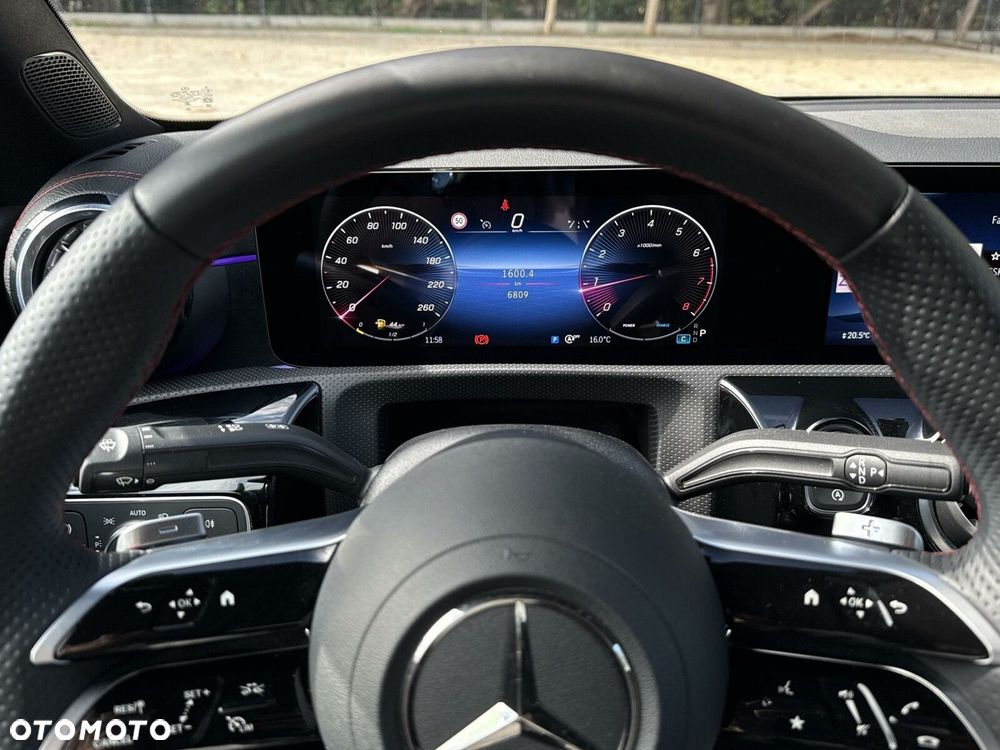 Mercedes-Benz CLA - 14