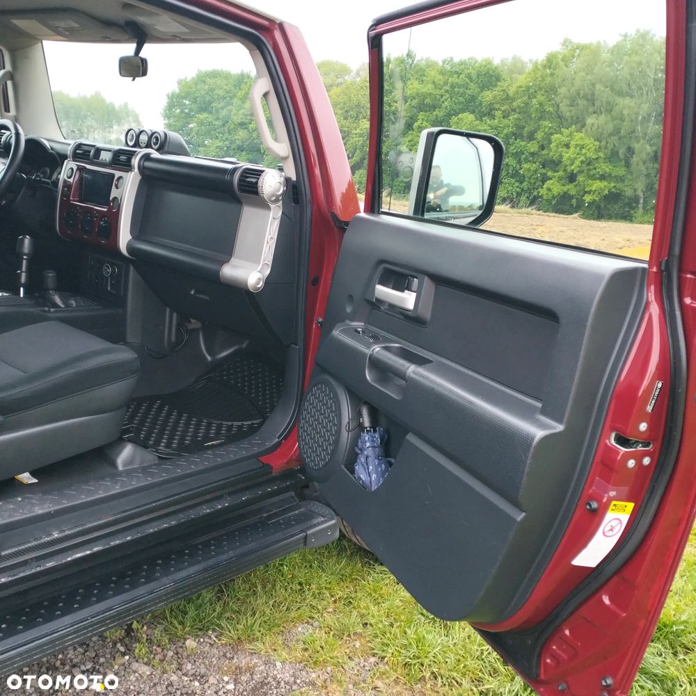 Toyota FJ 4.0 - 25