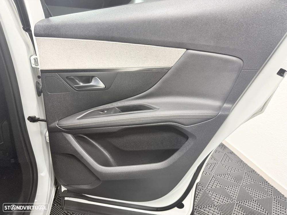 Peugeot 3008 1.2 PureTech GT EAT8 - 20